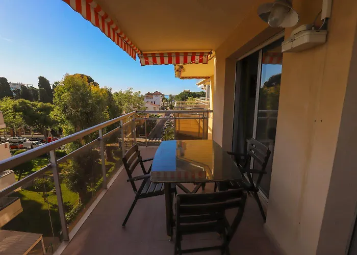 Differentflats Palafox Appartement *